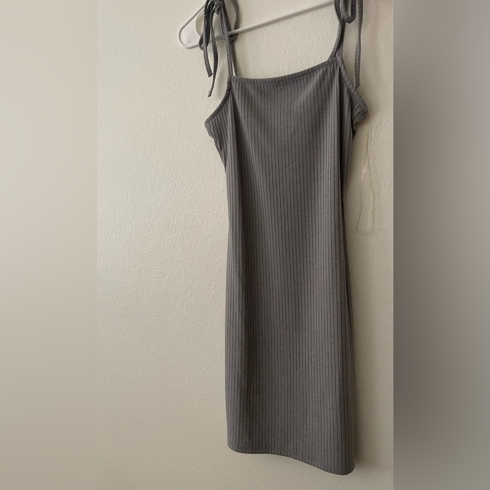 Bodycon dress with ribbing